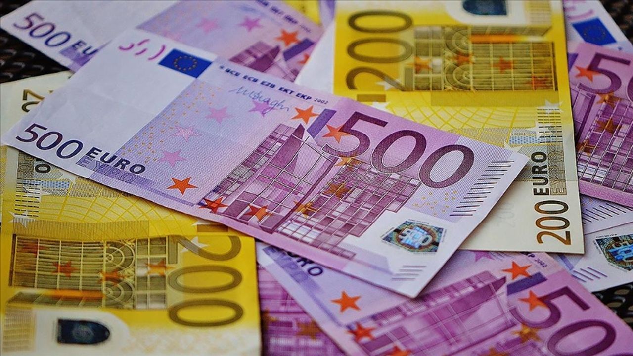 AB, Bulgaristan'ın avroya geçişine 'yeşil ışık' yaktı