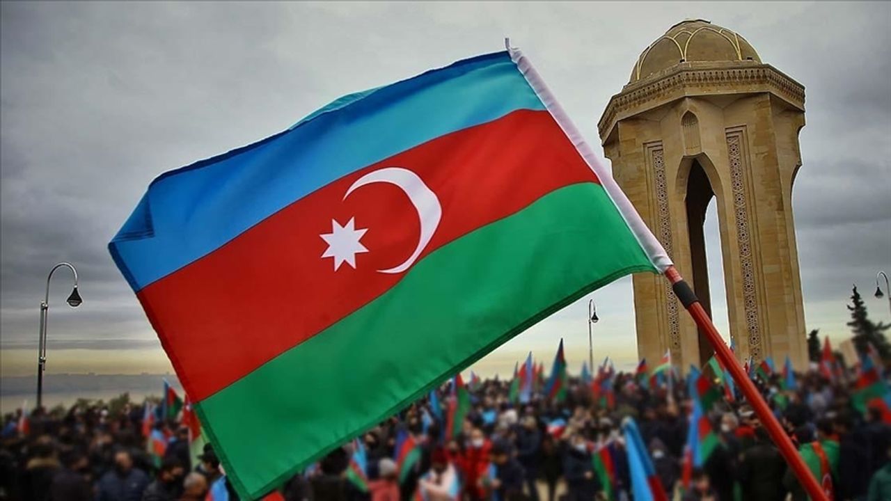 Azerbaycan'da, Sputnik çalışanı 2 kişi tutuklandı