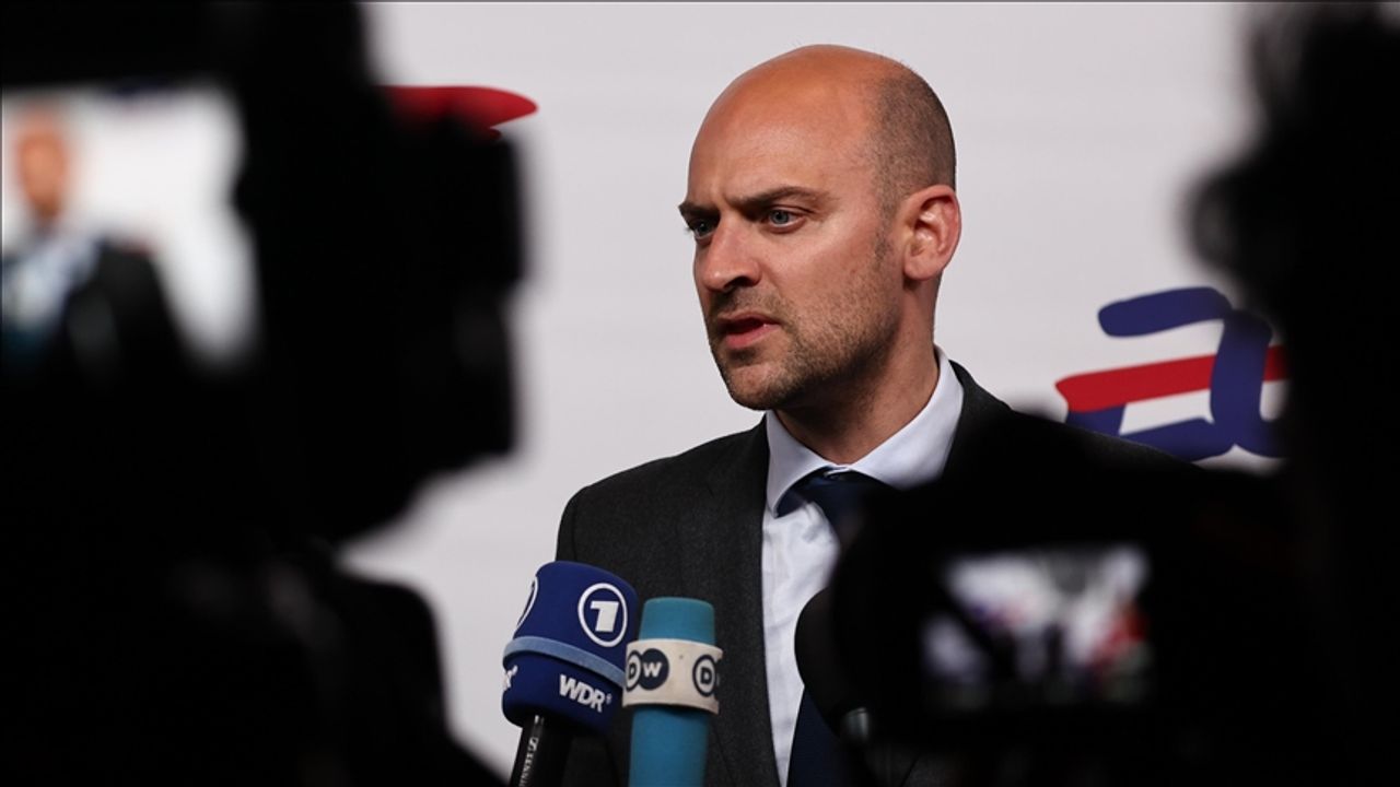 Barrot: Gazzelilerin yardım almaya giderken hedef alınmasını kabul edemeyiz
