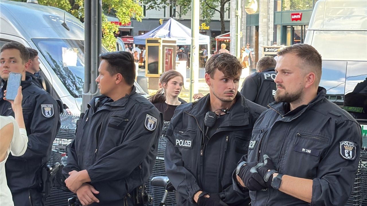 Berlin’deki Filistin gösterisinde çok sayıda kişi gözaltına alındı