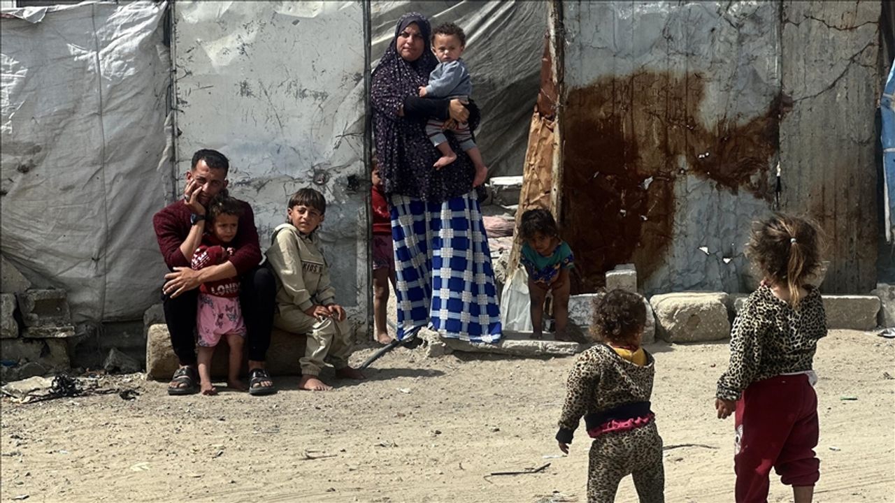 Gazze’de açlıktan ölen çocuklar insani krizin en acı yüzü oldu