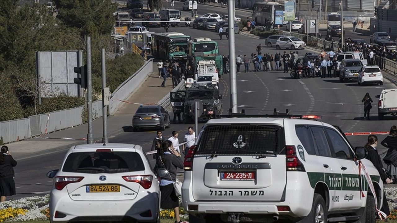 Husilerin füzeleri nedeniyle İsrail'in farklı bölgelerinde sirenler çaldı