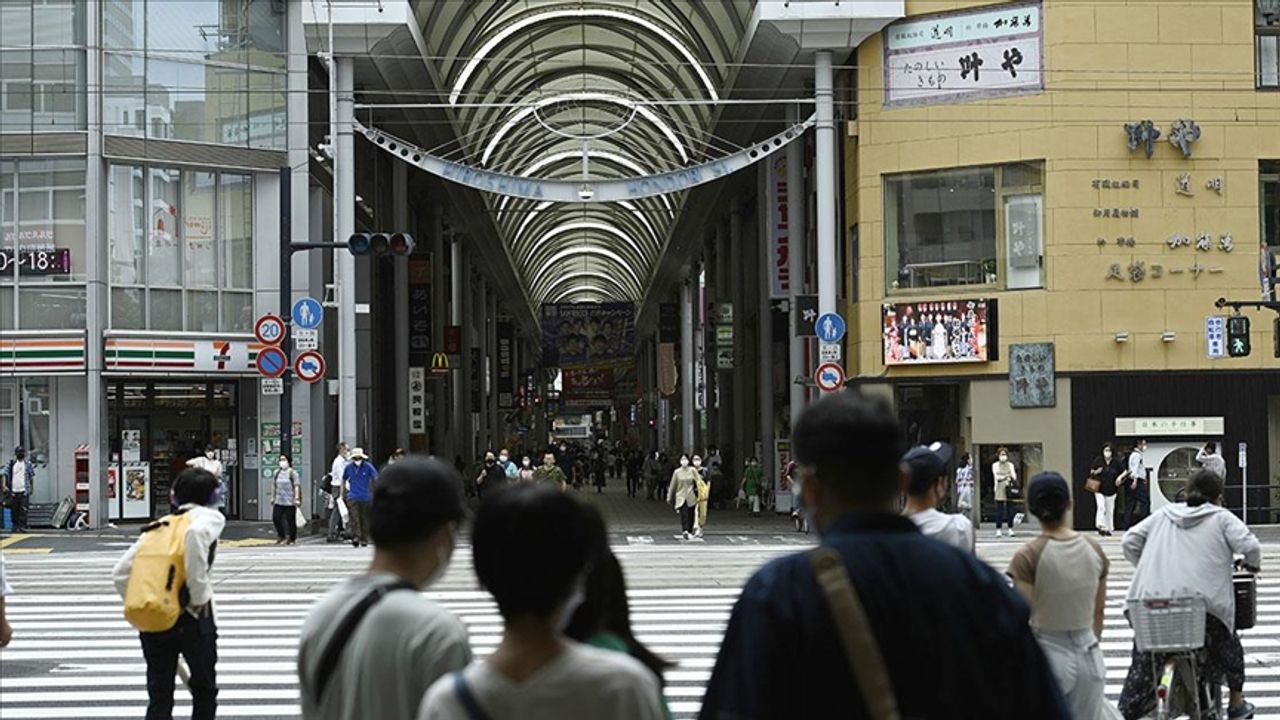 Japonya'da kurumsal iflaslar ilk kez 5 bin seviyesini geçti