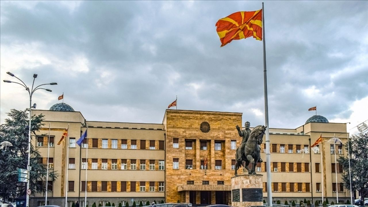 Kuzey Makedonya'da 'kriz durumu' ilan edildi