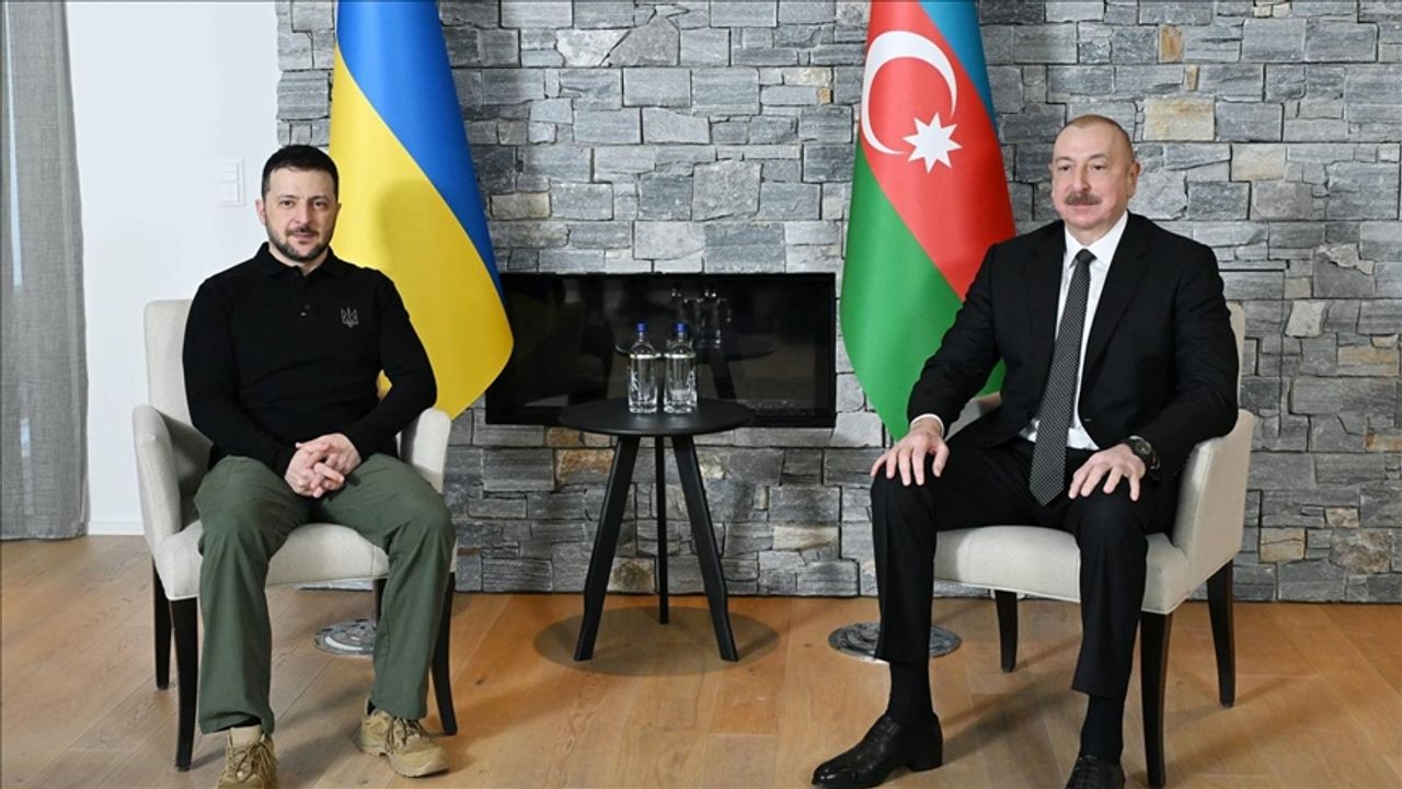 Zelenskiy'den Aliyev'e taziye telefonu