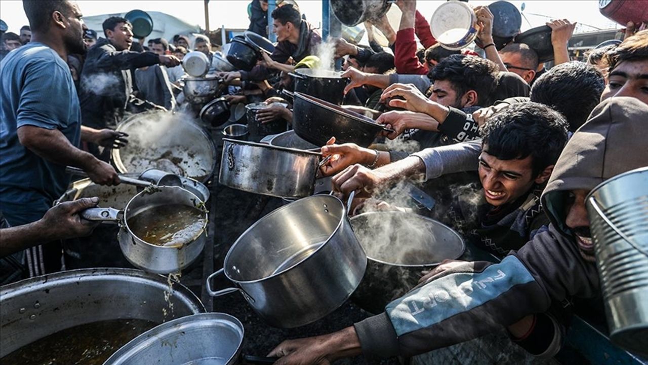 Batı Şeria'da aktivistler, 13 gündür açlık grevine devam ediyor