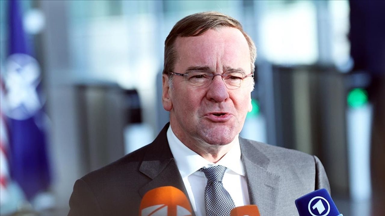 Almanya: Rusya'nın uzaydaki davranışları tehdit oluşturuyor