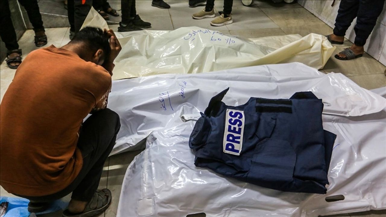 İsrail, ağustos ayında Gazze'de 15 gazeteciyi öldürdü