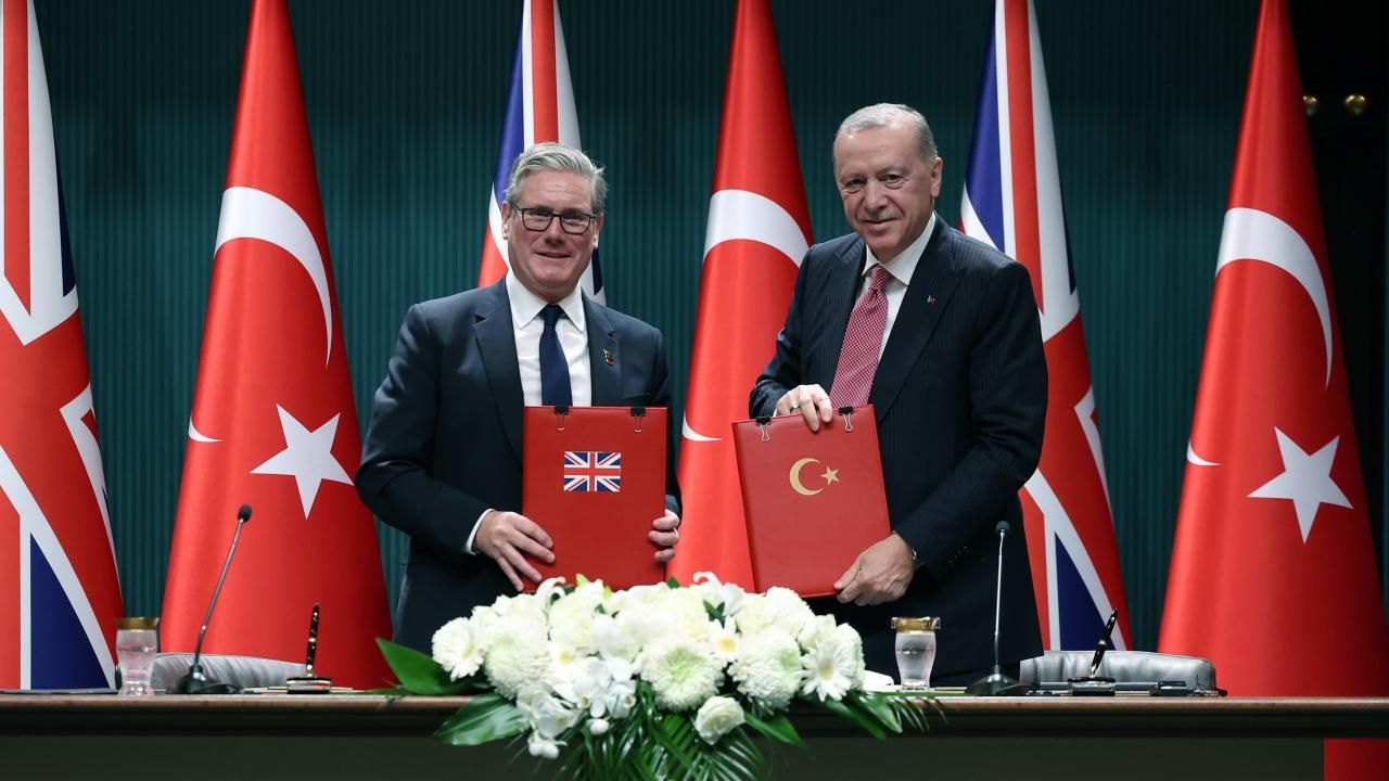 Erdoğan: Eurofighter Typhoon anlaşması için imzaları attık