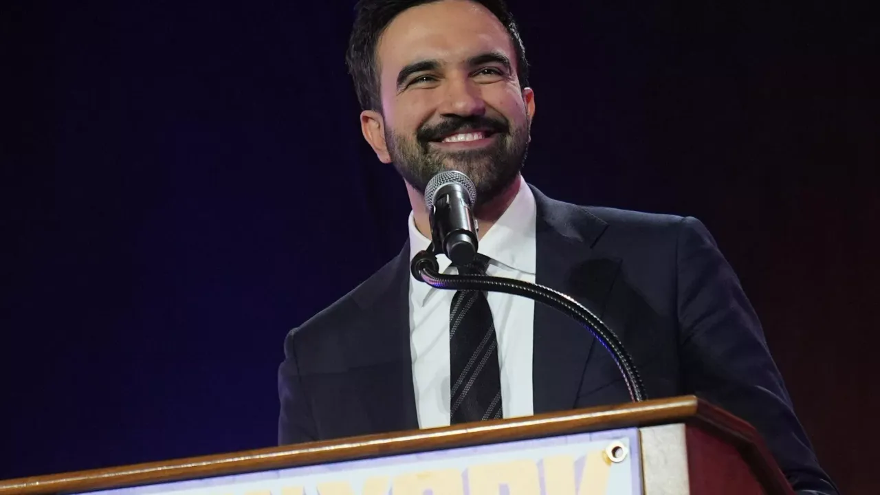 New York’ta tarihi seçim: Müslüman aday Mamdani önde