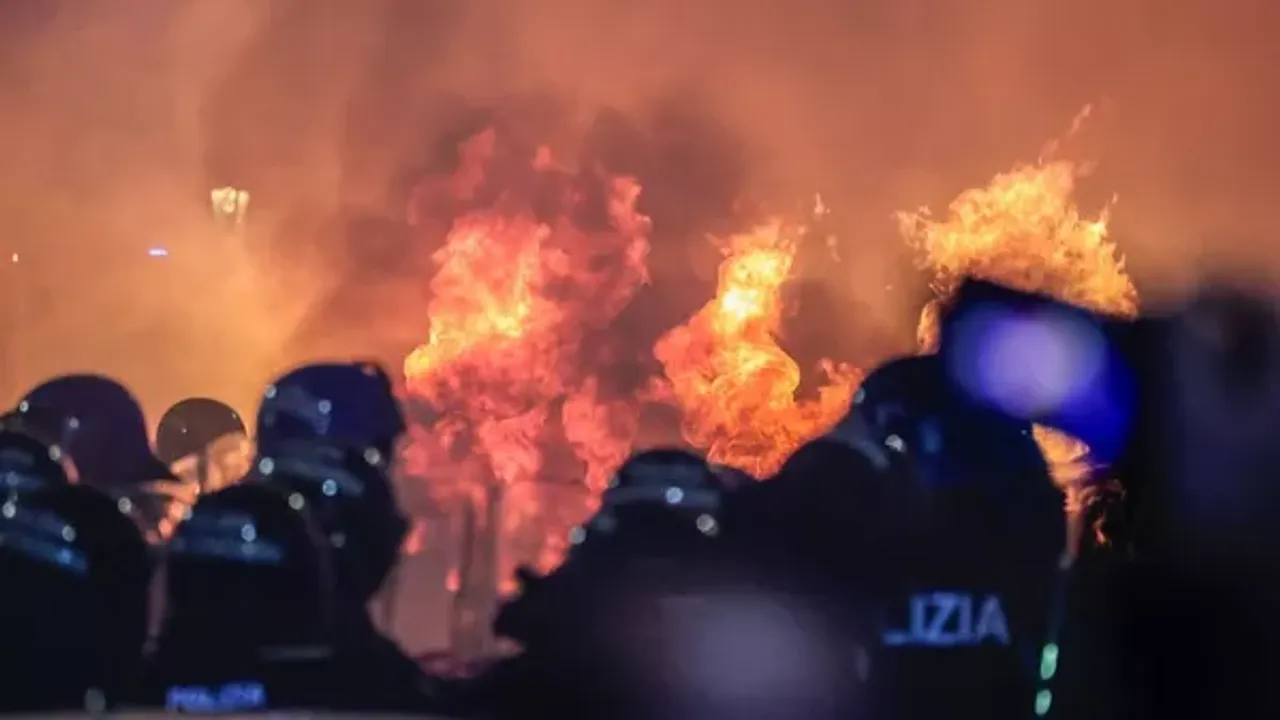 Roma'da Filistin destek mitingine yüz binlerce kişi katıldı
