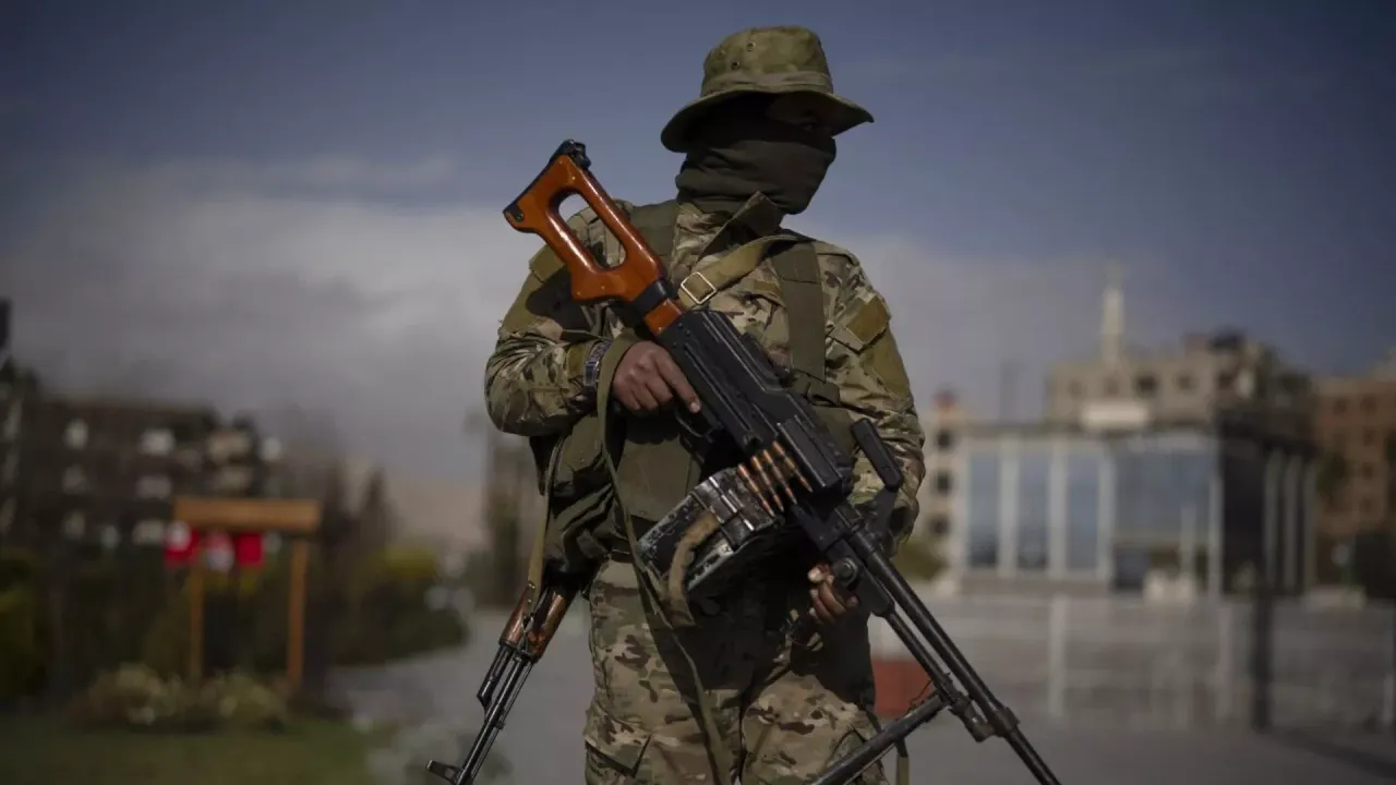 Suriye Ordusu, SDG kontrolündeki mahallelere giden yolları kapattı