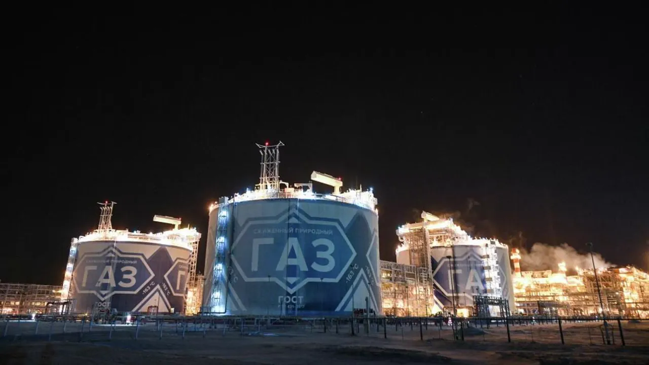 Takaichi’den Trump’a mesaj: Rus LNG’sinden vazgeçemeyiz