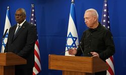 İsrail ve ABD savunma bakanları, Tel Aviv’deki ortak basın toplantısında konuştu