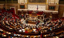 Fransız meclisinde İsrail'in öldürdüğü Dışişleri mensubu için saygı duruşu talebine ret