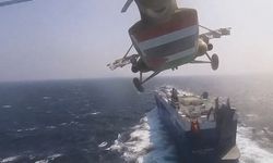 Husilerin saldırılarının ardından denizcilik şirketleri, Kızıldeniz'deki seferlerini askıya alıyor