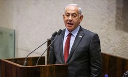Esir yakınları, Netanyahu'nun konuşmasını yarıda kesti