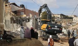 İsrail güçleri, Batı Şeria'da Filistinlilere ait 2 evi yıktı