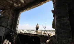 Rus savaş uçakları İdlib'e saldırdı