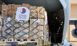 Katar ile BAE, Gazze'ye ulaştırılmak üzere Mısır'ın Ariş Havalimanı'na uçaklarla yardım gönderdi