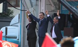 AK Parti Sözcüsü Ömer Çelik, partisinin Adana mitinginde konuştu