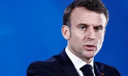Macron: Filistinlilerin Refah'tan zorla çıkarılması savaş suçu olur
