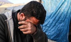 İdlib'deki kamplarda yaşayan siviller, ramazanı yokluk içinde karşılıyor