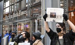 New York'ta Filistin yanlısı göstericiler, New York Times gazetesi binasına girdi