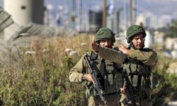İsrail ordusu, Batı Şeria'da biri çocuk 2 Filistinliyi yaraladı