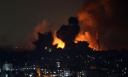 İsrail, son 24 saatte Gazze'de en az 40 noktaya saldırı düzenledi