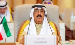 Kuveyt'te Ahmed Abdullah es-Sabah başbakanlığa getirildi