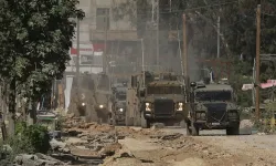 İsrail güçleri Batı Şeria'nın birçok kent ve beldesine baskın düzenledi