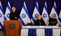 İsrail basınına göre komutanları, Netanyahu'nun Gazze saldırılarındaki "stratejisini" eleştirdi