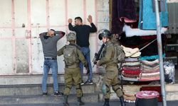 İsrail'in 7 Ekim'den beri Batı Şeria'da gözaltına aldığı Filistinli sayısı 8 bin 815'e çıktı