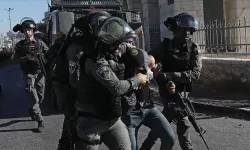 İsrail askerleri Batı Şeria'daki baskınlarda 15 kişiyi gözaltına aldı