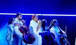 Dünyaca ünlü şarkıcı Imany İstanbul konserinde de Filistin'e destek çağrısı yaptı