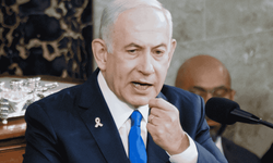 Netanyahu siyasi geleceğini katliam ve işgale bağladı