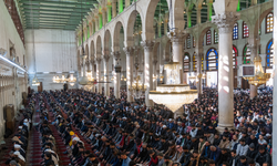 Şam'daki Emevi Camii’nde cuma namazı kılındı