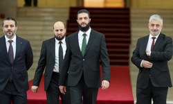 ABD'li yetkililer Suriye'de geçici hükümetle bir araya geldi