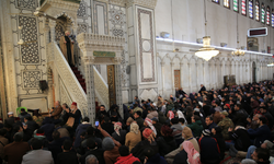 Şam'daki Emevi Camii’nde cuma namazı kılındı