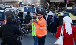 Şam’da trafik polislerinin yerini gönüllüler aldı