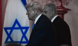 Netanyahu, Trump'a çağrı cihazı hediye etti