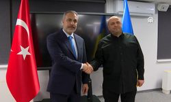 Hakan Fidan, Rüstem Umerov ile görüştü