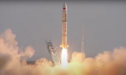 Çin, CERES-1 ile denizden 4 uydu fırlattı