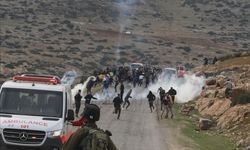 İsrail, hasta taşıyan ambulansın geçişini engelledi
