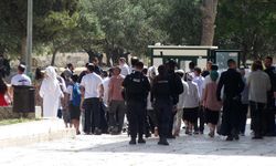 İsrailliler, Batı Şeria'da bir ilkokula baskın düzenledi