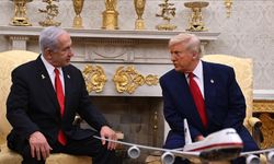 Netanyahu, Trump'a karşı koymak için ekip kuruyor