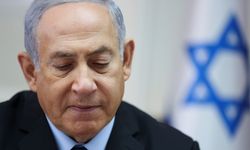 İsrailli Bakan Netanyahu'ya: Parayı israf ediyor, boş konuşuyor