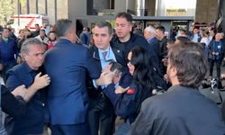 Özgür Özel yumruklu saldırıya uğradı