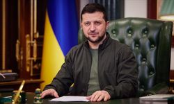 Zelenskiy: İki Rus savaş uçağı vuruldu